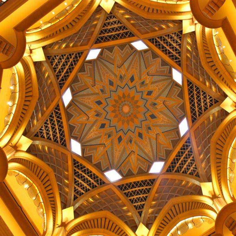 Visite Guidée Abu Dhabi & Déjeuner Emirates Palace Visite Guidée Abu Dhabi & Déjeuner Emirates Palace