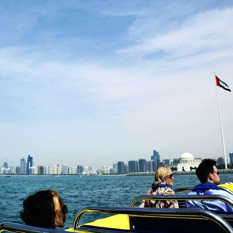 Tour en Speed Boat Abu Dhabi Tour en Speed Boat Abu Dhabi