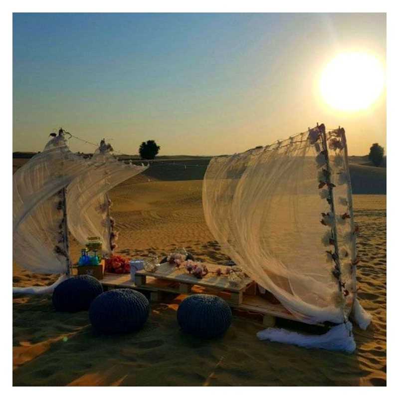 Escapade Romantique Dans le Désert de Dubai Escapade Romantique Dans le Désert de Dubai