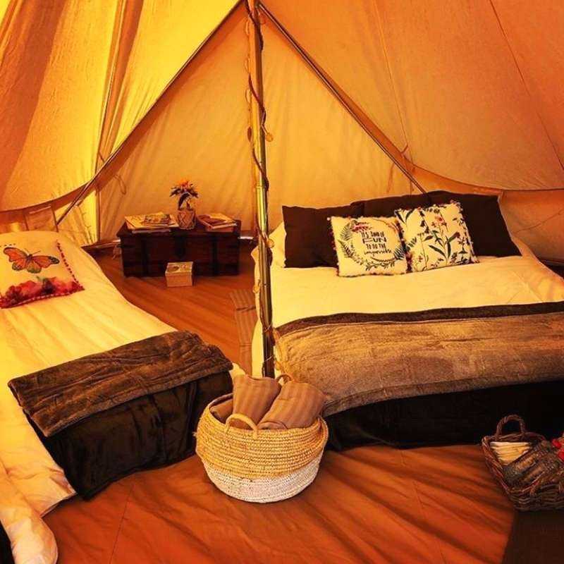 Escapade Romantique Dans le Désert de Dubai Escapade Romantique Dans le Désert de Dubai