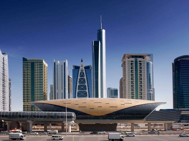 Metro Dubai