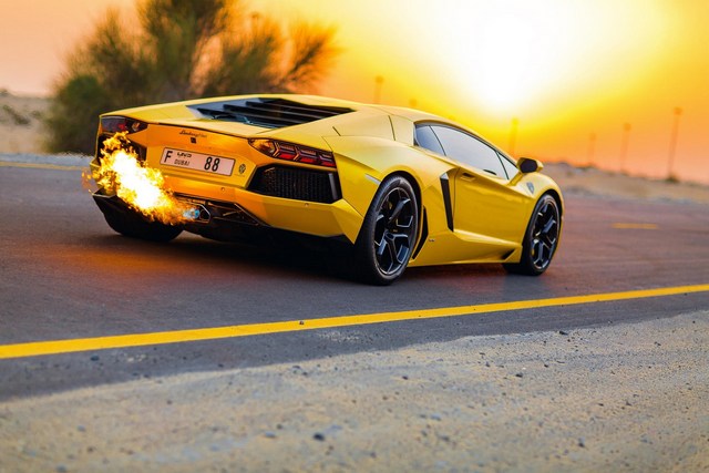 location lamborghini dubai