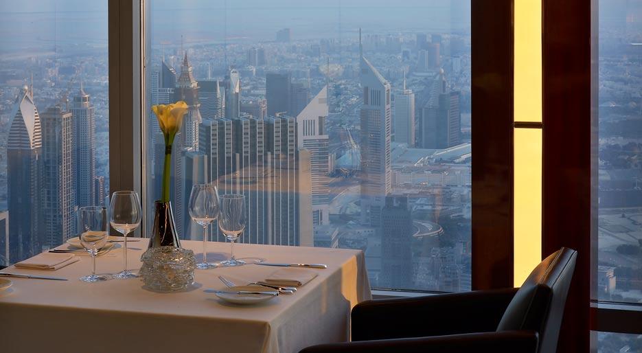 AT MOSPHERE DUBAI BURJ KHALIFA
